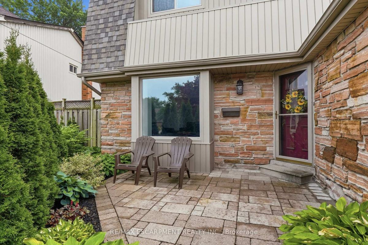 20 Mansfield St — photo 2
