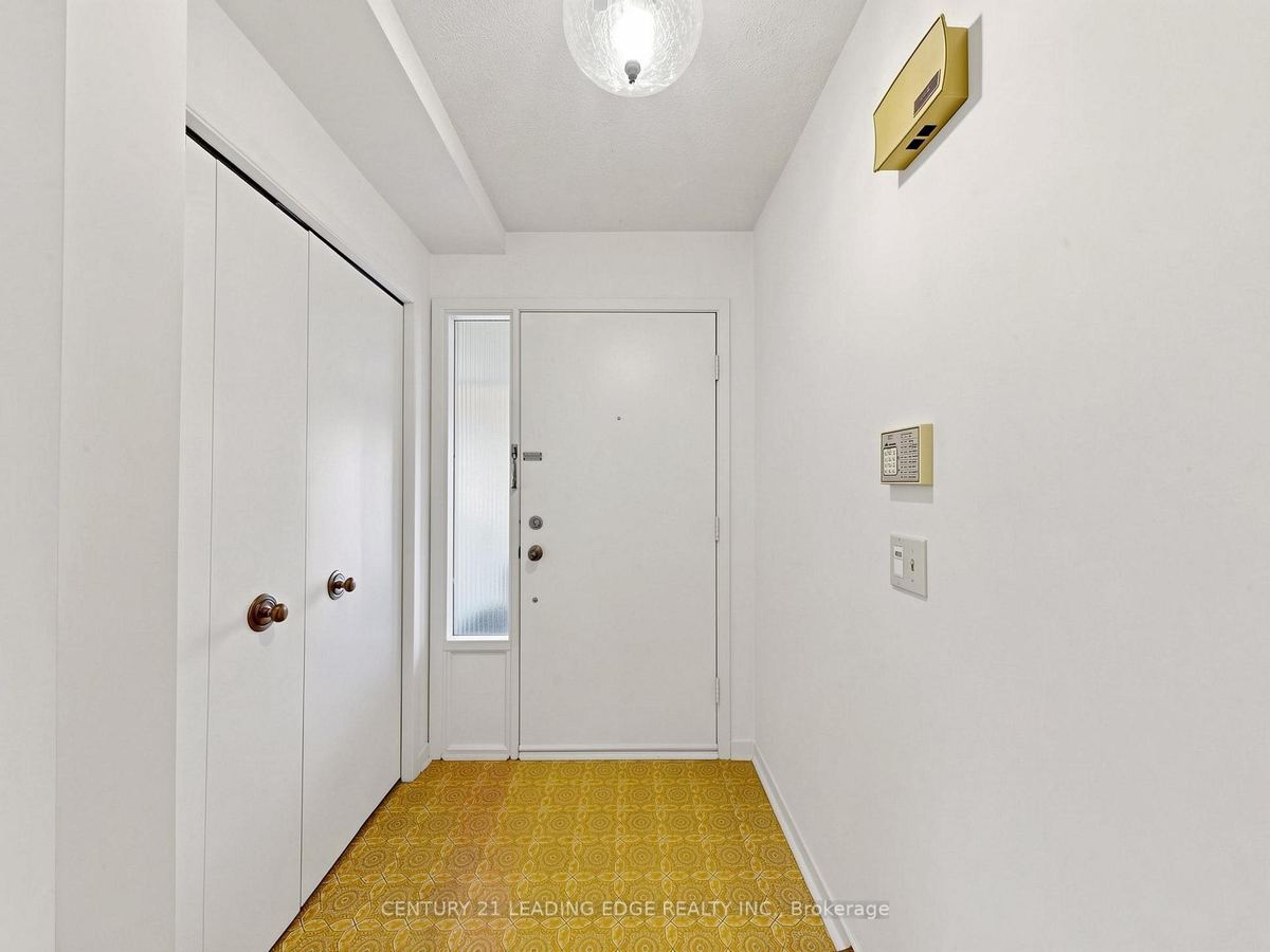 63 Mansfield St — photo 2