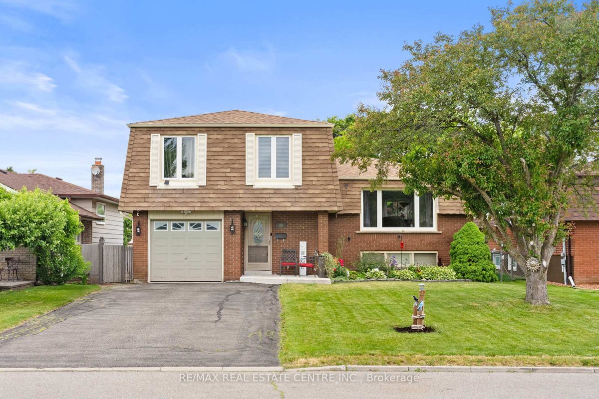 39 Grassmere Cres