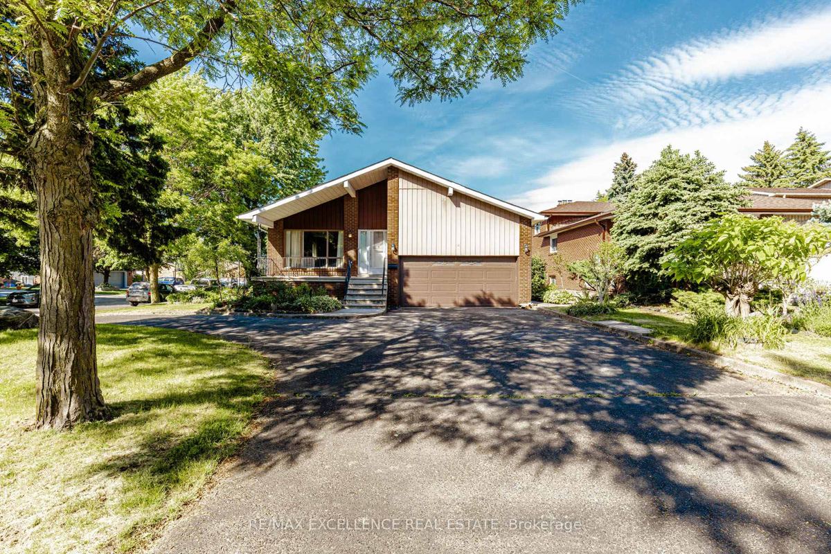 15 Maidstone Cres