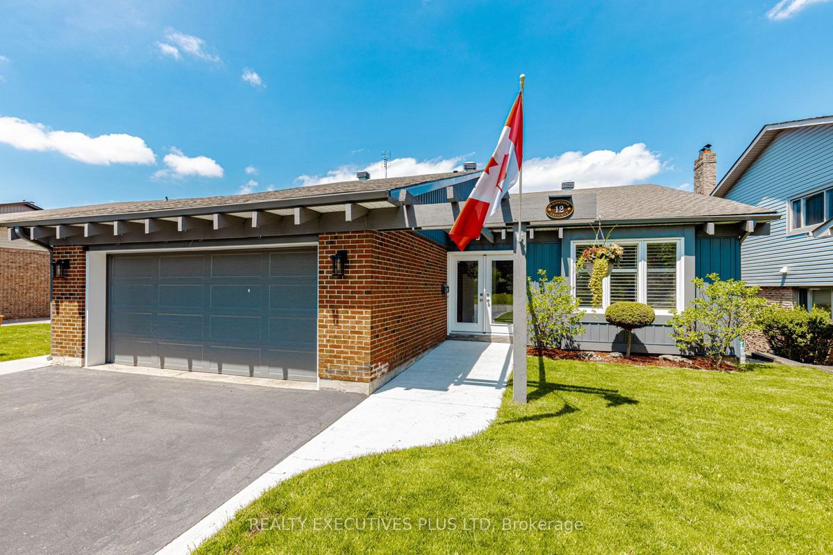 12 Maidstone Cres — photo 3